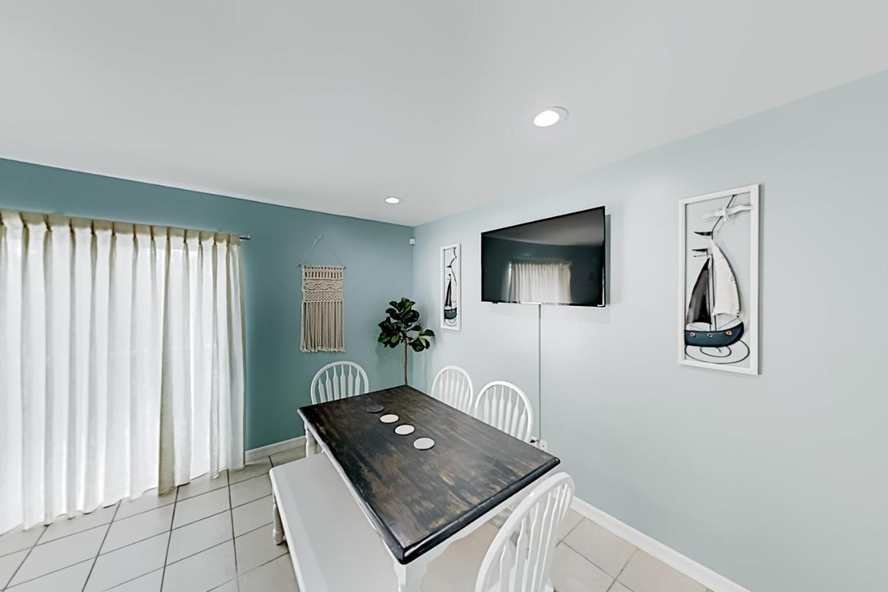 Island Escape & Huisache Townhome South Padre Island Buitenkant foto
